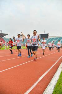 BIB: 868, 586, 1595, 8688
                            <button type="button" onclick="openModal(5989814)" class="btn btn-primary btn-sm float-right btn-popup" data-toggle="modal" data-target=".modal-high-quality">
                        <i class="fas fa-shopping-cart"></i> Add to Cart
                    </button>
                                            <button type="button" onclick="isThisMe(5989814, true)" class="btn btn-success btn-sm float-right btn-popup btn-isme hidden" data-toggle="tooltip" data-placement="bottom" title="นี่คือรูปของคุณใช่ไหม คลิกที่นี่เพื่อเอาเข้าอัลบั้ม">
                        <i class="fas fa-plus"></i> Add to album
                    </button>
                    <button type="button" onclick="isThisMe(5989814, false)" class="btn btn-warning btn-sm float-right btn-popup btn-isnotme hidden">
                        <i class="fas fa-ban"></i> Remove from album
                    </button>