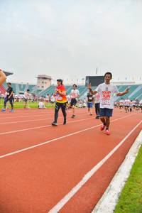 BIB: 1295, 973
                            <button type="button" onclick="openModal(5990000)" class="btn btn-primary btn-sm float-right btn-popup" data-toggle="modal" data-target=".modal-high-quality">
                        <i class="fas fa-shopping-cart"></i> Add to Cart
                    </button>
                                            <button type="button" onclick="isThisMe(5990000, true)" class="btn btn-success btn-sm float-right btn-popup btn-isme hidden" data-toggle="tooltip" data-placement="bottom" title="นี่คือรูปของคุณใช่ไหม คลิกที่นี่เพื่อเอาเข้าอัลบั้ม">
                        <i class="fas fa-plus"></i> Add to album
                    </button>
                    <button type="button" onclick="isThisMe(5990000, false)" class="btn btn-warning btn-sm float-right btn-popup btn-isnotme hidden">
                        <i class="fas fa-ban"></i> Remove from album
                    </button>