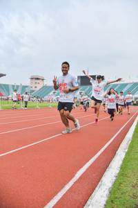 BIB: 4022, 6511, 630
                            <button type="button" onclick="openModal(5986263)" class="btn btn-primary btn-sm float-right btn-popup" data-toggle="modal" data-target=".modal-high-quality">
                        <i class="fas fa-shopping-cart"></i> Add to Cart
                    </button>
                                            <button type="button" onclick="isThisMe(5986263, true)" class="btn btn-success btn-sm float-right btn-popup btn-isme hidden" data-toggle="tooltip" data-placement="bottom" title="นี่คือรูปของคุณใช่ไหม คลิกที่นี่เพื่อเอาเข้าอัลบั้ม">
                        <i class="fas fa-plus"></i> Add to album
                    </button>
                    <button type="button" onclick="isThisMe(5986263, false)" class="btn btn-warning btn-sm float-right btn-popup btn-isnotme hidden">
                        <i class="fas fa-ban"></i> Remove from album
                    </button>