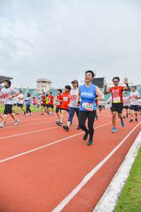 BIB: 3200, 2332, 3260
                            <button type="button" onclick="openModal(5986863)" class="btn btn-primary btn-sm float-right btn-popup" data-toggle="modal" data-target=".modal-high-quality">
                        <i class="fas fa-shopping-cart"></i> Add to Cart
                    </button>
                                            <button type="button" onclick="isThisMe(5986863, true)" class="btn btn-success btn-sm float-right btn-popup btn-isme hidden" data-toggle="tooltip" data-placement="bottom" title="นี่คือรูปของคุณใช่ไหม คลิกที่นี่เพื่อเอาเข้าอัลบั้ม">
                        <i class="fas fa-plus"></i> Add to album
                    </button>
                    <button type="button" onclick="isThisMe(5986863, false)" class="btn btn-warning btn-sm float-right btn-popup btn-isnotme hidden">
                        <i class="fas fa-ban"></i> Remove from album
                    </button>