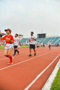 BIB: 818
                            <button type="button" onclick="openModal(5989660)" class="btn btn-primary btn-sm float-right btn-popup" data-toggle="modal" data-target=".modal-high-quality">
                        <i class="fas fa-shopping-cart"></i> Add to Cart
                    </button>
                                            <button type="button" onclick="isThisMe(5989660, true)" class="btn btn-success btn-sm float-right btn-popup btn-isme hidden" data-toggle="tooltip" data-placement="bottom" title="นี่คือรูปของคุณใช่ไหม คลิกที่นี่เพื่อเอาเข้าอัลบั้ม">
                        <i class="fas fa-plus"></i> Add to album
                    </button>
                    <button type="button" onclick="isThisMe(5989660, false)" class="btn btn-warning btn-sm float-right btn-popup btn-isnotme hidden">
                        <i class="fas fa-ban"></i> Remove from album
                    </button>