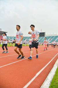 BIB: 009, 5923, 923
                            <button type="button" onclick="openModal(5989410)" class="btn btn-primary btn-sm float-right btn-popup" data-toggle="modal" data-target=".modal-high-quality">
                        <i class="fas fa-shopping-cart"></i> Add to Cart
                    </button>
                                            <button type="button" onclick="isThisMe(5989410, true)" class="btn btn-success btn-sm float-right btn-popup btn-isme hidden" data-toggle="tooltip" data-placement="bottom" title="นี่คือรูปของคุณใช่ไหม คลิกที่นี่เพื่อเอาเข้าอัลบั้ม">
                        <i class="fas fa-plus"></i> Add to album
                    </button>
                    <button type="button" onclick="isThisMe(5989410, false)" class="btn btn-warning btn-sm float-right btn-popup btn-isnotme hidden">
                        <i class="fas fa-ban"></i> Remove from album
                    </button>