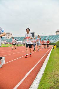 BIB: 4519
                            <button type="button" onclick="openModal(5987839)" class="btn btn-primary btn-sm float-right btn-popup" data-toggle="modal" data-target=".modal-high-quality">
                        <i class="fas fa-shopping-cart"></i> Add to Cart
                    </button>
                                            <button type="button" onclick="isThisMe(5987839, true)" class="btn btn-success btn-sm float-right btn-popup btn-isme hidden" data-toggle="tooltip" data-placement="bottom" title="นี่คือรูปของคุณใช่ไหม คลิกที่นี่เพื่อเอาเข้าอัลบั้ม">
                        <i class="fas fa-plus"></i> Add to album
                    </button>
                    <button type="button" onclick="isThisMe(5987839, false)" class="btn btn-warning btn-sm float-right btn-popup btn-isnotme hidden">
                        <i class="fas fa-ban"></i> Remove from album
                    </button>