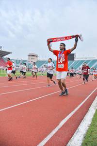 BIB: 4652, 
                            <button type="button" onclick="openModal(5985553)" class="btn btn-primary btn-sm float-right btn-popup" data-toggle="modal" data-target=".modal-high-quality">
                        <i class="fas fa-shopping-cart"></i> Add to Cart
                    </button>
                                            <button type="button" onclick="isThisMe(5985553, true)" class="btn btn-success btn-sm float-right btn-popup btn-isme hidden" data-toggle="tooltip" data-placement="bottom" title="นี่คือรูปของคุณใช่ไหม คลิกที่นี่เพื่อเอาเข้าอัลบั้ม">
                        <i class="fas fa-plus"></i> Add to album
                    </button>
                    <button type="button" onclick="isThisMe(5985553, false)" class="btn btn-warning btn-sm float-right btn-popup btn-isnotme hidden">
                        <i class="fas fa-ban"></i> Remove from album
                    </button>