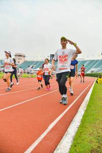 BIB: 1906, 824, 9558, 402
                            <button type="button" onclick="openModal(5989600)" class="btn btn-primary btn-sm float-right btn-popup" data-toggle="modal" data-target=".modal-high-quality">
                        <i class="fas fa-shopping-cart"></i> Add to Cart
                    </button>
                                            <button type="button" onclick="isThisMe(5989600, true)" class="btn btn-success btn-sm float-right btn-popup btn-isme hidden" data-toggle="tooltip" data-placement="bottom" title="นี่คือรูปของคุณใช่ไหม คลิกที่นี่เพื่อเอาเข้าอัลบั้ม">
                        <i class="fas fa-plus"></i> Add to album
                    </button>
                    <button type="button" onclick="isThisMe(5989600, false)" class="btn btn-warning btn-sm float-right btn-popup btn-isnotme hidden">
                        <i class="fas fa-ban"></i> Remove from album
                    </button>