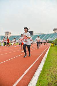 BIB: 4152, 152
                            <button type="button" onclick="openModal(5990709)" class="btn btn-primary btn-sm float-right btn-popup" data-toggle="modal" data-target=".modal-high-quality">
                        <i class="fas fa-shopping-cart"></i> Add to Cart
                    </button>
                                            <button type="button" onclick="isThisMe(5990709, true)" class="btn btn-success btn-sm float-right btn-popup btn-isme hidden" data-toggle="tooltip" data-placement="bottom" title="นี่คือรูปของคุณใช่ไหม คลิกที่นี่เพื่อเอาเข้าอัลบั้ม">
                        <i class="fas fa-plus"></i> Add to album
                    </button>
                    <button type="button" onclick="isThisMe(5990709, false)" class="btn btn-warning btn-sm float-right btn-popup btn-isnotme hidden">
                        <i class="fas fa-ban"></i> Remove from album
                    </button>