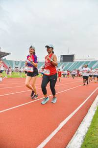 BIB: 5657, 5661, 5565
                            <button type="button" onclick="openModal(5987727)" class="btn btn-primary btn-sm float-right btn-popup" data-toggle="modal" data-target=".modal-high-quality">
                        <i class="fas fa-shopping-cart"></i> Add to Cart
                    </button>
                                            <button type="button" onclick="isThisMe(5987727, true)" class="btn btn-success btn-sm float-right btn-popup btn-isme hidden" data-toggle="tooltip" data-placement="bottom" title="นี่คือรูปของคุณใช่ไหม คลิกที่นี่เพื่อเอาเข้าอัลบั้ม">
                        <i class="fas fa-plus"></i> Add to album
                    </button>
                    <button type="button" onclick="isThisMe(5987727, false)" class="btn btn-warning btn-sm float-right btn-popup btn-isnotme hidden">
                        <i class="fas fa-ban"></i> Remove from album
                    </button>