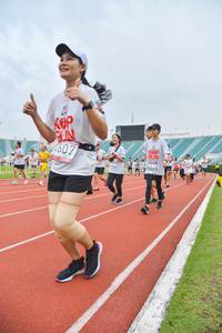 BIB: 4607, 8665, 607
                            <button type="button" onclick="openModal(5986235)" class="btn btn-primary btn-sm float-right btn-popup" data-toggle="modal" data-target=".modal-high-quality">
                        <i class="fas fa-shopping-cart"></i> Add to Cart
                    </button>
                                            <button type="button" onclick="isThisMe(5986235, true)" class="btn btn-success btn-sm float-right btn-popup btn-isme hidden" data-toggle="tooltip" data-placement="bottom" title="นี่คือรูปของคุณใช่ไหม คลิกที่นี่เพื่อเอาเข้าอัลบั้ม">
                        <i class="fas fa-plus"></i> Add to album
                    </button>
                    <button type="button" onclick="isThisMe(5986235, false)" class="btn btn-warning btn-sm float-right btn-popup btn-isnotme hidden">
                        <i class="fas fa-ban"></i> Remove from album
                    </button>