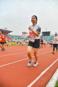 BIB: 4309, 1982
                            <button type="button" onclick="openModal(5990311)" class="btn btn-primary btn-sm float-right btn-popup" data-toggle="modal" data-target=".modal-high-quality">
                        <i class="fas fa-shopping-cart"></i> Add to Cart
                    </button>
                                            <button type="button" onclick="isThisMe(5990311, true)" class="btn btn-success btn-sm float-right btn-popup btn-isme hidden" data-toggle="tooltip" data-placement="bottom" title="นี่คือรูปของคุณใช่ไหม คลิกที่นี่เพื่อเอาเข้าอัลบั้ม">
                        <i class="fas fa-plus"></i> Add to album
                    </button>
                    <button type="button" onclick="isThisMe(5990311, false)" class="btn btn-warning btn-sm float-right btn-popup btn-isnotme hidden">
                        <i class="fas fa-ban"></i> Remove from album
                    </button>