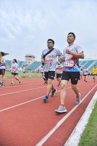 BIB: 7254, 4274
                            <button type="button" onclick="openModal(5985350)" class="btn btn-primary btn-sm float-right btn-popup" data-toggle="modal" data-target=".modal-high-quality">
                        <i class="fas fa-shopping-cart"></i> Add to Cart
                    </button>
                                            <button type="button" onclick="isThisMe(5985350, true)" class="btn btn-success btn-sm float-right btn-popup btn-isme hidden" data-toggle="tooltip" data-placement="bottom" title="นี่คือรูปของคุณใช่ไหม คลิกที่นี่เพื่อเอาเข้าอัลบั้ม">
                        <i class="fas fa-plus"></i> Add to album
                    </button>
                    <button type="button" onclick="isThisMe(5985350, false)" class="btn btn-warning btn-sm float-right btn-popup btn-isnotme hidden">
                        <i class="fas fa-ban"></i> Remove from album
                    </button>