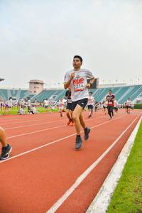 BIB: 2214
                            <button type="button" onclick="openModal(5990503)" class="btn btn-primary btn-sm float-right btn-popup" data-toggle="modal" data-target=".modal-high-quality">
                        <i class="fas fa-shopping-cart"></i> Add to Cart
                    </button>
                                            <button type="button" onclick="isThisMe(5990503, true)" class="btn btn-success btn-sm float-right btn-popup btn-isme hidden" data-toggle="tooltip" data-placement="bottom" title="นี่คือรูปของคุณใช่ไหม คลิกที่นี่เพื่อเอาเข้าอัลบั้ม">
                        <i class="fas fa-plus"></i> Add to album
                    </button>
                    <button type="button" onclick="isThisMe(5990503, false)" class="btn btn-warning btn-sm float-right btn-popup btn-isnotme hidden">
                        <i class="fas fa-ban"></i> Remove from album
                    </button>