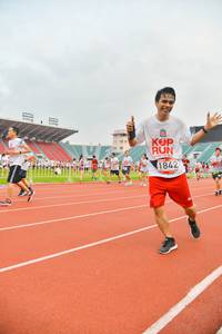 BIB: 1842
                            <button type="button" onclick="openModal(5988760)" class="btn btn-primary btn-sm float-right btn-popup" data-toggle="modal" data-target=".modal-high-quality">
                        <i class="fas fa-shopping-cart"></i> Add to Cart
                    </button>
                                            <button type="button" onclick="isThisMe(5988760, true)" class="btn btn-success btn-sm float-right btn-popup btn-isme hidden" data-toggle="tooltip" data-placement="bottom" title="นี่คือรูปของคุณใช่ไหม คลิกที่นี่เพื่อเอาเข้าอัลบั้ม">
                        <i class="fas fa-plus"></i> Add to album
                    </button>
                    <button type="button" onclick="isThisMe(5988760, false)" class="btn btn-warning btn-sm float-right btn-popup btn-isnotme hidden">
                        <i class="fas fa-ban"></i> Remove from album
                    </button>