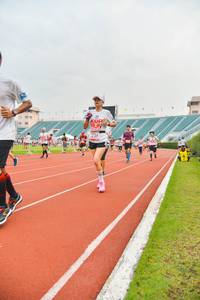 BIB: 236
                            <button type="button" onclick="openModal(5988164)" class="btn btn-primary btn-sm float-right btn-popup" data-toggle="modal" data-target=".modal-high-quality">
                        <i class="fas fa-shopping-cart"></i> Add to Cart
                    </button>
                                            <button type="button" onclick="isThisMe(5988164, true)" class="btn btn-success btn-sm float-right btn-popup btn-isme hidden" data-toggle="tooltip" data-placement="bottom" title="นี่คือรูปของคุณใช่ไหม คลิกที่นี่เพื่อเอาเข้าอัลบั้ม">
                        <i class="fas fa-plus"></i> Add to album
                    </button>
                    <button type="button" onclick="isThisMe(5988164, false)" class="btn btn-warning btn-sm float-right btn-popup btn-isnotme hidden">
                        <i class="fas fa-ban"></i> Remove from album
                    </button>