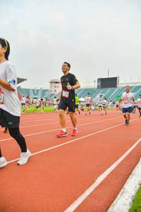 BIB: 136
                            <button type="button" onclick="openModal(5989494)" class="btn btn-primary btn-sm float-right btn-popup" data-toggle="modal" data-target=".modal-high-quality">
                        <i class="fas fa-shopping-cart"></i> Add to Cart
                    </button>
                                            <button type="button" onclick="isThisMe(5989494, true)" class="btn btn-success btn-sm float-right btn-popup btn-isme hidden" data-toggle="tooltip" data-placement="bottom" title="นี่คือรูปของคุณใช่ไหม คลิกที่นี่เพื่อเอาเข้าอัลบั้ม">
                        <i class="fas fa-plus"></i> Add to album
                    </button>
                    <button type="button" onclick="isThisMe(5989494, false)" class="btn btn-warning btn-sm float-right btn-popup btn-isnotme hidden">
                        <i class="fas fa-ban"></i> Remove from album
                    </button>