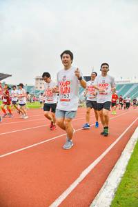 BIB: 022, 5753, 384, 753, 184
                            <button type="button" onclick="openModal(5989450)" class="btn btn-primary btn-sm float-right btn-popup" data-toggle="modal" data-target=".modal-high-quality">
                        <i class="fas fa-shopping-cart"></i> Add to Cart
                    </button>
                                            <button type="button" onclick="isThisMe(5989450, true)" class="btn btn-success btn-sm float-right btn-popup btn-isme hidden" data-toggle="tooltip" data-placement="bottom" title="นี่คือรูปของคุณใช่ไหม คลิกที่นี่เพื่อเอาเข้าอัลบั้ม">
                        <i class="fas fa-plus"></i> Add to album
                    </button>
                    <button type="button" onclick="isThisMe(5989450, false)" class="btn btn-warning btn-sm float-right btn-popup btn-isnotme hidden">
                        <i class="fas fa-ban"></i> Remove from album
                    </button>