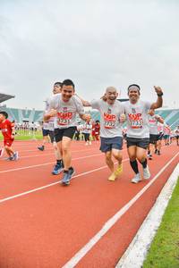 BIB: 3733, 2072, 3732, 3731, 7072
                            <button type="button" onclick="openModal(5987758)" class="btn btn-primary btn-sm float-right btn-popup" data-toggle="modal" data-target=".modal-high-quality">
                        <i class="fas fa-shopping-cart"></i> Add to Cart
                    </button>
                                            <button type="button" onclick="isThisMe(5987758, true)" class="btn btn-success btn-sm float-right btn-popup btn-isme hidden" data-toggle="tooltip" data-placement="bottom" title="นี่คือรูปของคุณใช่ไหม คลิกที่นี่เพื่อเอาเข้าอัลบั้ม">
                        <i class="fas fa-plus"></i> Add to album
                    </button>
                    <button type="button" onclick="isThisMe(5987758, false)" class="btn btn-warning btn-sm float-right btn-popup btn-isnotme hidden">
                        <i class="fas fa-ban"></i> Remove from album
                    </button>