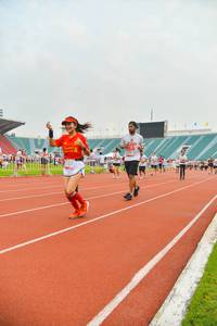 BIB: 32817
                            <button type="button" onclick="openModal(5989652)" class="btn btn-primary btn-sm float-right btn-popup" data-toggle="modal" data-target=".modal-high-quality">
                        <i class="fas fa-shopping-cart"></i> Add to Cart
                    </button>
                                            <button type="button" onclick="isThisMe(5989652, true)" class="btn btn-success btn-sm float-right btn-popup btn-isme hidden" data-toggle="tooltip" data-placement="bottom" title="นี่คือรูปของคุณใช่ไหม คลิกที่นี่เพื่อเอาเข้าอัลบั้ม">
                        <i class="fas fa-plus"></i> Add to album
                    </button>
                    <button type="button" onclick="isThisMe(5989652, false)" class="btn btn-warning btn-sm float-right btn-popup btn-isnotme hidden">
                        <i class="fas fa-ban"></i> Remove from album
                    </button>