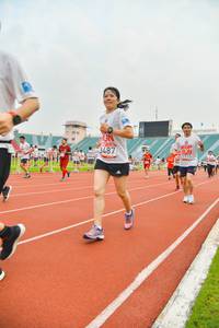 BIB: 3487, 1715
                            <button type="button" onclick="openModal(5989362)" class="btn btn-primary btn-sm float-right btn-popup" data-toggle="modal" data-target=".modal-high-quality">
                        <i class="fas fa-shopping-cart"></i> Add to Cart
                    </button>
                                            <button type="button" onclick="isThisMe(5989362, true)" class="btn btn-success btn-sm float-right btn-popup btn-isme hidden" data-toggle="tooltip" data-placement="bottom" title="นี่คือรูปของคุณใช่ไหม คลิกที่นี่เพื่อเอาเข้าอัลบั้ม">
                        <i class="fas fa-plus"></i> Add to album
                    </button>
                    <button type="button" onclick="isThisMe(5989362, false)" class="btn btn-warning btn-sm float-right btn-popup btn-isnotme hidden">
                        <i class="fas fa-ban"></i> Remove from album
                    </button>