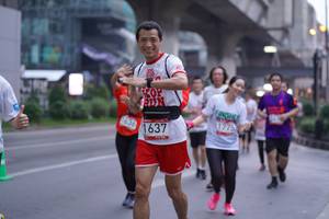 BIB: 1775, 6361631
                            <button type="button" onclick="openModal(5969082)" class="btn btn-primary btn-sm float-right btn-popup" data-toggle="modal" data-target=".modal-high-quality">
                        <i class="fas fa-shopping-cart"></i> Add to Cart
                    </button>
                                            <button type="button" onclick="isThisMe(5969082, true)" class="btn btn-success btn-sm float-right btn-popup btn-isme hidden" data-toggle="tooltip" data-placement="bottom" title="นี่คือรูปของคุณใช่ไหม คลิกที่นี่เพื่อเอาเข้าอัลบั้ม">
                        <i class="fas fa-plus"></i> Add to album
                    </button>
                    <button type="button" onclick="isThisMe(5969082, false)" class="btn btn-warning btn-sm float-right btn-popup btn-isnotme hidden">
                        <i class="fas fa-ban"></i> Remove from album
                    </button>