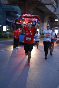 BIB: 5550, 1036
                            <button type="button" onclick="openModal(5976329)" class="btn btn-primary btn-sm float-right btn-popup" data-toggle="modal" data-target=".modal-high-quality">
                        <i class="fas fa-shopping-cart"></i> Add to Cart
                    </button>
                                            <button type="button" onclick="isThisMe(5976329, true)" class="btn btn-success btn-sm float-right btn-popup btn-isme hidden" data-toggle="tooltip" data-placement="bottom" title="นี่คือรูปของคุณใช่ไหม คลิกที่นี่เพื่อเอาเข้าอัลบั้ม">
                        <i class="fas fa-plus"></i> Add to album
                    </button>
                    <button type="button" onclick="isThisMe(5976329, false)" class="btn btn-warning btn-sm float-right btn-popup btn-isnotme hidden">
                        <i class="fas fa-ban"></i> Remove from album
                    </button>