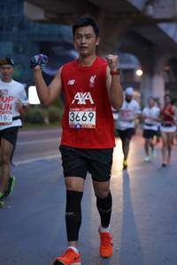 BIB: 185, 3669
                            <button type="button" onclick="openModal(5981597)" class="btn btn-primary btn-sm float-right btn-popup" data-toggle="modal" data-target=".modal-high-quality">
                        <i class="fas fa-shopping-cart"></i> Add to Cart
                    </button>
                                            <button type="button" onclick="isThisMe(5981597, true)" class="btn btn-success btn-sm float-right btn-popup btn-isme hidden" data-toggle="tooltip" data-placement="bottom" title="นี่คือรูปของคุณใช่ไหม คลิกที่นี่เพื่อเอาเข้าอัลบั้ม">
                        <i class="fas fa-plus"></i> Add to album
                    </button>
                    <button type="button" onclick="isThisMe(5981597, false)" class="btn btn-warning btn-sm float-right btn-popup btn-isnotme hidden">
                        <i class="fas fa-ban"></i> Remove from album
                    </button>