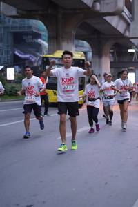 BIB: 3777, 4262, 3730
                            <button type="button" onclick="openModal(5975198)" class="btn btn-primary btn-sm float-right btn-popup" data-toggle="modal" data-target=".modal-high-quality">
                        <i class="fas fa-shopping-cart"></i> Add to Cart
                    </button>
                                            <button type="button" onclick="isThisMe(5975198, true)" class="btn btn-success btn-sm float-right btn-popup btn-isme hidden" data-toggle="tooltip" data-placement="bottom" title="นี่คือรูปของคุณใช่ไหม คลิกที่นี่เพื่อเอาเข้าอัลบั้ม">
                        <i class="fas fa-plus"></i> Add to album
                    </button>
                    <button type="button" onclick="isThisMe(5975198, false)" class="btn btn-warning btn-sm float-right btn-popup btn-isnotme hidden">
                        <i class="fas fa-ban"></i> Remove from album
                    </button>