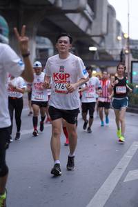 BIB: 276, 1689, 5065, 411
                            <button type="button" onclick="openModal(5975081)" class="btn btn-primary btn-sm float-right btn-popup" data-toggle="modal" data-target=".modal-high-quality">
                        <i class="fas fa-shopping-cart"></i> Add to Cart
                    </button>
                                            <button type="button" onclick="isThisMe(5975081, true)" class="btn btn-success btn-sm float-right btn-popup btn-isme hidden" data-toggle="tooltip" data-placement="bottom" title="นี่คือรูปของคุณใช่ไหม คลิกที่นี่เพื่อเอาเข้าอัลบั้ม">
                        <i class="fas fa-plus"></i> Add to album
                    </button>
                    <button type="button" onclick="isThisMe(5975081, false)" class="btn btn-warning btn-sm float-right btn-popup btn-isnotme hidden">
                        <i class="fas fa-ban"></i> Remove from album
                    </button>