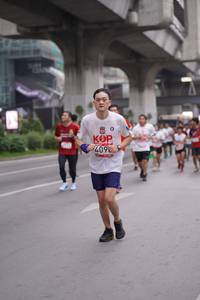 BIB: 409
                            <button type="button" onclick="openModal(5967761)" class="btn btn-primary btn-sm float-right btn-popup" data-toggle="modal" data-target=".modal-high-quality">
                        <i class="fas fa-shopping-cart"></i> Add to Cart
                    </button>
                                            <button type="button" onclick="isThisMe(5967761, true)" class="btn btn-success btn-sm float-right btn-popup btn-isme hidden" data-toggle="tooltip" data-placement="bottom" title="นี่คือรูปของคุณใช่ไหม คลิกที่นี่เพื่อเอาเข้าอัลบั้ม">
                        <i class="fas fa-plus"></i> Add to album
                    </button>
                    <button type="button" onclick="isThisMe(5967761, false)" class="btn btn-warning btn-sm float-right btn-popup btn-isnotme hidden">
                        <i class="fas fa-ban"></i> Remove from album
                    </button>