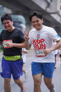 BIB: 536
                            <button type="button" onclick="openModal(5969879)" class="btn btn-primary btn-sm float-right btn-popup" data-toggle="modal" data-target=".modal-high-quality">
                        <i class="fas fa-shopping-cart"></i> Add to Cart
                    </button>
                                            <button type="button" onclick="isThisMe(5969879, true)" class="btn btn-success btn-sm float-right btn-popup btn-isme hidden" data-toggle="tooltip" data-placement="bottom" title="นี่คือรูปของคุณใช่ไหม คลิกที่นี่เพื่อเอาเข้าอัลบั้ม">
                        <i class="fas fa-plus"></i> Add to album
                    </button>
                    <button type="button" onclick="isThisMe(5969879, false)" class="btn btn-warning btn-sm float-right btn-popup btn-isnotme hidden">
                        <i class="fas fa-ban"></i> Remove from album
                    </button>