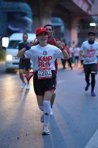 BIB: 4202
                            <button type="button" onclick="openModal(5971590)" class="btn btn-primary btn-sm float-right btn-popup" data-toggle="modal" data-target=".modal-high-quality">
                        <i class="fas fa-shopping-cart"></i> Add to Cart
                    </button>
                                            <button type="button" onclick="isThisMe(5971590, true)" class="btn btn-success btn-sm float-right btn-popup btn-isme hidden" data-toggle="tooltip" data-placement="bottom" title="นี่คือรูปของคุณใช่ไหม คลิกที่นี่เพื่อเอาเข้าอัลบั้ม">
                        <i class="fas fa-plus"></i> Add to album
                    </button>
                    <button type="button" onclick="isThisMe(5971590, false)" class="btn btn-warning btn-sm float-right btn-popup btn-isnotme hidden">
                        <i class="fas fa-ban"></i> Remove from album
                    </button>