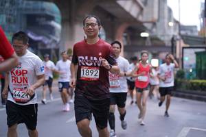 BIB: 1892, 825, 2019, 442
                            <button type="button" onclick="openModal(5974660)" class="btn btn-primary btn-sm float-right btn-popup" data-toggle="modal" data-target=".modal-high-quality">
                        <i class="fas fa-shopping-cart"></i> Add to Cart
                    </button>
                                            <button type="button" onclick="isThisMe(5974660, true)" class="btn btn-success btn-sm float-right btn-popup btn-isme hidden" data-toggle="tooltip" data-placement="bottom" title="นี่คือรูปของคุณใช่ไหม คลิกที่นี่เพื่อเอาเข้าอัลบั้ม">
                        <i class="fas fa-plus"></i> Add to album
                    </button>
                    <button type="button" onclick="isThisMe(5974660, false)" class="btn btn-warning btn-sm float-right btn-popup btn-isnotme hidden">
                        <i class="fas fa-ban"></i> Remove from album
                    </button>