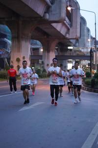 BIB: 3296, 175, 985
                            <button type="button" onclick="openModal(5975935)" class="btn btn-primary btn-sm float-right btn-popup" data-toggle="modal" data-target=".modal-high-quality">
                        <i class="fas fa-shopping-cart"></i> Add to Cart
                    </button>
                                            <button type="button" onclick="isThisMe(5975935, true)" class="btn btn-success btn-sm float-right btn-popup btn-isme hidden" data-toggle="tooltip" data-placement="bottom" title="นี่คือรูปของคุณใช่ไหม คลิกที่นี่เพื่อเอาเข้าอัลบั้ม">
                        <i class="fas fa-plus"></i> Add to album
                    </button>
                    <button type="button" onclick="isThisMe(5975935, false)" class="btn btn-warning btn-sm float-right btn-popup btn-isnotme hidden">
                        <i class="fas fa-ban"></i> Remove from album
                    </button>