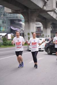 BIB: 3201, 3200, 
                            <button type="button" onclick="openModal(6015449)" class="btn btn-primary btn-sm float-right btn-popup" data-toggle="modal" data-target=".modal-high-quality">
                        <i class="fas fa-shopping-cart"></i> Add to Cart
                    </button>
                                            <button type="button" onclick="isThisMe(6015449, true)" class="btn btn-success btn-sm float-right btn-popup btn-isme hidden" data-toggle="tooltip" data-placement="bottom" title="นี่คือรูปของคุณใช่ไหม คลิกที่นี่เพื่อเอาเข้าอัลบั้ม">
                        <i class="fas fa-plus"></i> Add to album
                    </button>
                    <button type="button" onclick="isThisMe(6015449, false)" class="btn btn-warning btn-sm float-right btn-popup btn-isnotme hidden">
                        <i class="fas fa-ban"></i> Remove from album
                    </button>