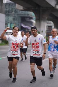 BIB: 4591, 4590
                            <button type="button" onclick="openModal(5967432)" class="btn btn-primary btn-sm float-right btn-popup" data-toggle="modal" data-target=".modal-high-quality">
                        <i class="fas fa-shopping-cart"></i> Add to Cart
                    </button>
                                            <button type="button" onclick="isThisMe(5967432, true)" class="btn btn-success btn-sm float-right btn-popup btn-isme hidden" data-toggle="tooltip" data-placement="bottom" title="นี่คือรูปของคุณใช่ไหม คลิกที่นี่เพื่อเอาเข้าอัลบั้ม">
                        <i class="fas fa-plus"></i> Add to album
                    </button>
                    <button type="button" onclick="isThisMe(5967432, false)" class="btn btn-warning btn-sm float-right btn-popup btn-isnotme hidden">
                        <i class="fas fa-ban"></i> Remove from album
                    </button>