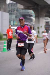 BIB: 312, 
                            <button type="button" onclick="openModal(5968322)" class="btn btn-primary btn-sm float-right btn-popup" data-toggle="modal" data-target=".modal-high-quality">
                        <i class="fas fa-shopping-cart"></i> Add to Cart
                    </button>
                                            <button type="button" onclick="isThisMe(5968322, true)" class="btn btn-success btn-sm float-right btn-popup btn-isme hidden" data-toggle="tooltip" data-placement="bottom" title="นี่คือรูปของคุณใช่ไหม คลิกที่นี่เพื่อเอาเข้าอัลบั้ม">
                        <i class="fas fa-plus"></i> Add to album
                    </button>
                    <button type="button" onclick="isThisMe(5968322, false)" class="btn btn-warning btn-sm float-right btn-popup btn-isnotme hidden">
                        <i class="fas fa-ban"></i> Remove from album
                    </button>