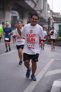 BIB: 2220, 5103, 0016
                            <button type="button" onclick="openModal(5969324)" class="btn btn-primary btn-sm float-right btn-popup" data-toggle="modal" data-target=".modal-high-quality">
                        <i class="fas fa-shopping-cart"></i> Add to Cart
                    </button>
                                            <button type="button" onclick="isThisMe(5969324, true)" class="btn btn-success btn-sm float-right btn-popup btn-isme hidden" data-toggle="tooltip" data-placement="bottom" title="นี่คือรูปของคุณใช่ไหม คลิกที่นี่เพื่อเอาเข้าอัลบั้ม">
                        <i class="fas fa-plus"></i> Add to album
                    </button>
                    <button type="button" onclick="isThisMe(5969324, false)" class="btn btn-warning btn-sm float-right btn-popup btn-isnotme hidden">
                        <i class="fas fa-ban"></i> Remove from album
                    </button>