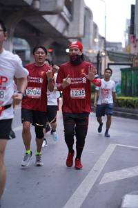 BIB: 394, 1235
                            <button type="button" onclick="openModal(5974808)" class="btn btn-primary btn-sm float-right btn-popup" data-toggle="modal" data-target=".modal-high-quality">
                        <i class="fas fa-shopping-cart"></i> Add to Cart
                    </button>
                                            <button type="button" onclick="isThisMe(5974808, true)" class="btn btn-success btn-sm float-right btn-popup btn-isme hidden" data-toggle="tooltip" data-placement="bottom" title="นี่คือรูปของคุณใช่ไหม คลิกที่นี่เพื่อเอาเข้าอัลบั้ม">
                        <i class="fas fa-plus"></i> Add to album
                    </button>
                    <button type="button" onclick="isThisMe(5974808, false)" class="btn btn-warning btn-sm float-right btn-popup btn-isnotme hidden">
                        <i class="fas fa-ban"></i> Remove from album
                    </button>