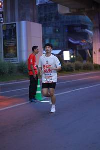 BIB: 3784
                            <button type="button" onclick="openModal(5979667)" class="btn btn-primary btn-sm float-right btn-popup" data-toggle="modal" data-target=".modal-high-quality">
                        <i class="fas fa-shopping-cart"></i> Add to Cart
                    </button>
                                            <button type="button" onclick="isThisMe(5979667, true)" class="btn btn-success btn-sm float-right btn-popup btn-isme hidden" data-toggle="tooltip" data-placement="bottom" title="นี่คือรูปของคุณใช่ไหม คลิกที่นี่เพื่อเอาเข้าอัลบั้ม">
                        <i class="fas fa-plus"></i> Add to album
                    </button>
                    <button type="button" onclick="isThisMe(5979667, false)" class="btn btn-warning btn-sm float-right btn-popup btn-isnotme hidden">
                        <i class="fas fa-ban"></i> Remove from album
                    </button>