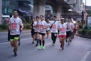 BIB: 3196, 025, 5138, 364, 3778, 3304, 
                            <button type="button" onclick="openModal(5974617)" class="btn btn-primary btn-sm float-right btn-popup" data-toggle="modal" data-target=".modal-high-quality">
                        <i class="fas fa-shopping-cart"></i> Add to Cart
                    </button>
                                            <button type="button" onclick="isThisMe(5974617, true)" class="btn btn-success btn-sm float-right btn-popup btn-isme hidden" data-toggle="tooltip" data-placement="bottom" title="นี่คือรูปของคุณใช่ไหม คลิกที่นี่เพื่อเอาเข้าอัลบั้ม">
                        <i class="fas fa-plus"></i> Add to album
                    </button>
                    <button type="button" onclick="isThisMe(5974617, false)" class="btn btn-warning btn-sm float-right btn-popup btn-isnotme hidden">
                        <i class="fas fa-ban"></i> Remove from album
                    </button>