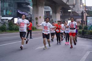 BIB: 1775, 1637, 1638, 3143, 1635
                            <button type="button" onclick="openModal(5969085)" class="btn btn-primary btn-sm float-right btn-popup" data-toggle="modal" data-target=".modal-high-quality">
                        <i class="fas fa-shopping-cart"></i> Add to Cart
                    </button>
                                            <button type="button" onclick="isThisMe(5969085, true)" class="btn btn-success btn-sm float-right btn-popup btn-isme hidden" data-toggle="tooltip" data-placement="bottom" title="นี่คือรูปของคุณใช่ไหม คลิกที่นี่เพื่อเอาเข้าอัลบั้ม">
                        <i class="fas fa-plus"></i> Add to album
                    </button>
                    <button type="button" onclick="isThisMe(5969085, false)" class="btn btn-warning btn-sm float-right btn-popup btn-isnotme hidden">
                        <i class="fas fa-ban"></i> Remove from album
                    </button>