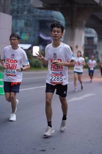 BIB: 4456, 2285
                            <button type="button" onclick="openModal(6011943)" class="btn btn-primary btn-sm float-right btn-popup" data-toggle="modal" data-target=".modal-high-quality">
                        <i class="fas fa-shopping-cart"></i> Add to Cart
                    </button>
                                            <button type="button" onclick="isThisMe(6011943, true)" class="btn btn-success btn-sm float-right btn-popup btn-isme hidden" data-toggle="tooltip" data-placement="bottom" title="นี่คือรูปของคุณใช่ไหม คลิกที่นี่เพื่อเอาเข้าอัลบั้ม">
                        <i class="fas fa-plus"></i> Add to album
                    </button>
                    <button type="button" onclick="isThisMe(6011943, false)" class="btn btn-warning btn-sm float-right btn-popup btn-isnotme hidden">
                        <i class="fas fa-ban"></i> Remove from album
                    </button>