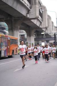 BIB: 1164
                            <button type="button" onclick="openModal(5962809)" class="btn btn-primary btn-sm float-right btn-popup" data-toggle="modal" data-target=".modal-high-quality">
                        <i class="fas fa-shopping-cart"></i> Add to Cart
                    </button>
                                            <button type="button" onclick="isThisMe(5962809, true)" class="btn btn-success btn-sm float-right btn-popup btn-isme hidden" data-toggle="tooltip" data-placement="bottom" title="นี่คือรูปของคุณใช่ไหม คลิกที่นี่เพื่อเอาเข้าอัลบั้ม">
                        <i class="fas fa-plus"></i> Add to album
                    </button>
                    <button type="button" onclick="isThisMe(5962809, false)" class="btn btn-warning btn-sm float-right btn-popup btn-isnotme hidden">
                        <i class="fas fa-ban"></i> Remove from album
                    </button>