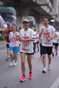 BIB: 2424, 3081, 5371
                            <button type="button" onclick="openModal(5966179)" class="btn btn-primary btn-sm float-right btn-popup" data-toggle="modal" data-target=".modal-high-quality">
                        <i class="fas fa-shopping-cart"></i> Add to Cart
                    </button>
                                            <button type="button" onclick="isThisMe(5966179, true)" class="btn btn-success btn-sm float-right btn-popup btn-isme hidden" data-toggle="tooltip" data-placement="bottom" title="นี่คือรูปของคุณใช่ไหม คลิกที่นี่เพื่อเอาเข้าอัลบั้ม">
                        <i class="fas fa-plus"></i> Add to album
                    </button>
                    <button type="button" onclick="isThisMe(5966179, false)" class="btn btn-warning btn-sm float-right btn-popup btn-isnotme hidden">
                        <i class="fas fa-ban"></i> Remove from album
                    </button>