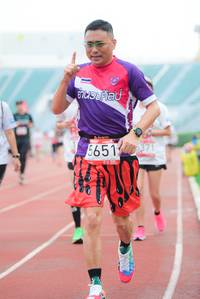 BIB: 5651
                            <button type="button" onclick="openModal(5929920)" class="btn btn-primary btn-sm float-right btn-popup" data-toggle="modal" data-target=".modal-high-quality">
                        <i class="fas fa-shopping-cart"></i> Add to Cart
                    </button>
                                            <button type="button" onclick="isThisMe(5929920, true)" class="btn btn-success btn-sm float-right btn-popup btn-isme hidden" data-toggle="tooltip" data-placement="bottom" title="นี่คือรูปของคุณใช่ไหม คลิกที่นี่เพื่อเอาเข้าอัลบั้ม">
                        <i class="fas fa-plus"></i> Add to album
                    </button>
                    <button type="button" onclick="isThisMe(5929920, false)" class="btn btn-warning btn-sm float-right btn-popup btn-isnotme hidden">
                        <i class="fas fa-ban"></i> Remove from album
                    </button>