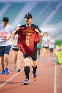 BIB: 8575
                            <button type="button" onclick="openModal(5908696)" class="btn btn-primary btn-sm float-right btn-popup" data-toggle="modal" data-target=".modal-high-quality">
                        <i class="fas fa-shopping-cart"></i> Add to Cart
                    </button>
                                            <button type="button" onclick="isThisMe(5908696, true)" class="btn btn-success btn-sm float-right btn-popup btn-isme hidden" data-toggle="tooltip" data-placement="bottom" title="นี่คือรูปของคุณใช่ไหม คลิกที่นี่เพื่อเอาเข้าอัลบั้ม">
                        <i class="fas fa-plus"></i> Add to album
                    </button>
                    <button type="button" onclick="isThisMe(5908696, false)" class="btn btn-warning btn-sm float-right btn-popup btn-isnotme hidden">
                        <i class="fas fa-ban"></i> Remove from album
                    </button>