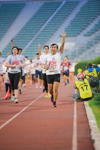 BIB: 1761
                            <button type="button" onclick="openModal(5913048)" class="btn btn-primary btn-sm float-right btn-popup" data-toggle="modal" data-target=".modal-high-quality">
                        <i class="fas fa-shopping-cart"></i> Add to Cart
                    </button>
                                            <button type="button" onclick="isThisMe(5913048, true)" class="btn btn-success btn-sm float-right btn-popup btn-isme hidden" data-toggle="tooltip" data-placement="bottom" title="นี่คือรูปของคุณใช่ไหม คลิกที่นี่เพื่อเอาเข้าอัลบั้ม">
                        <i class="fas fa-plus"></i> Add to album
                    </button>
                    <button type="button" onclick="isThisMe(5913048, false)" class="btn btn-warning btn-sm float-right btn-popup btn-isnotme hidden">
                        <i class="fas fa-ban"></i> Remove from album
                    </button>