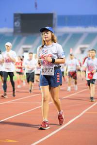 BIB: 6997
                            <button type="button" onclick="openModal(5907557)" class="btn btn-primary btn-sm float-right btn-popup" data-toggle="modal" data-target=".modal-high-quality">
                        <i class="fas fa-shopping-cart"></i> Add to Cart
                    </button>
                                            <button type="button" onclick="isThisMe(5907557, true)" class="btn btn-success btn-sm float-right btn-popup btn-isme hidden" data-toggle="tooltip" data-placement="bottom" title="นี่คือรูปของคุณใช่ไหม คลิกที่นี่เพื่อเอาเข้าอัลบั้ม">
                        <i class="fas fa-plus"></i> Add to album
                    </button>
                    <button type="button" onclick="isThisMe(5907557, false)" class="btn btn-warning btn-sm float-right btn-popup btn-isnotme hidden">
                        <i class="fas fa-ban"></i> Remove from album
                    </button>