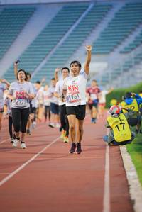 BIB: 6722
                            <button type="button" onclick="openModal(5913091)" class="btn btn-primary btn-sm float-right btn-popup" data-toggle="modal" data-target=".modal-high-quality">
                        <i class="fas fa-shopping-cart"></i> Add to Cart
                    </button>
                                            <button type="button" onclick="isThisMe(5913091, true)" class="btn btn-success btn-sm float-right btn-popup btn-isme hidden" data-toggle="tooltip" data-placement="bottom" title="นี่คือรูปของคุณใช่ไหม คลิกที่นี่เพื่อเอาเข้าอัลบั้ม">
                        <i class="fas fa-plus"></i> Add to album
                    </button>
                    <button type="button" onclick="isThisMe(5913091, false)" class="btn btn-warning btn-sm float-right btn-popup btn-isnotme hidden">
                        <i class="fas fa-ban"></i> Remove from album
                    </button>