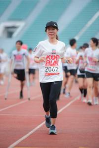 BIB: 2062
                            <button type="button" onclick="openModal(5930227)" class="btn btn-primary btn-sm float-right btn-popup" data-toggle="modal" data-target=".modal-high-quality">
                        <i class="fas fa-shopping-cart"></i> Add to Cart
                    </button>
                                            <button type="button" onclick="isThisMe(5930227, true)" class="btn btn-success btn-sm float-right btn-popup btn-isme hidden" data-toggle="tooltip" data-placement="bottom" title="นี่คือรูปของคุณใช่ไหม คลิกที่นี่เพื่อเอาเข้าอัลบั้ม">
                        <i class="fas fa-plus"></i> Add to album
                    </button>
                    <button type="button" onclick="isThisMe(5930227, false)" class="btn btn-warning btn-sm float-right btn-popup btn-isnotme hidden">
                        <i class="fas fa-ban"></i> Remove from album
                    </button>