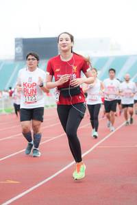 BIB: 123
                            <button type="button" onclick="openModal(5924861)" class="btn btn-primary btn-sm float-right btn-popup" data-toggle="modal" data-target=".modal-high-quality">
                        <i class="fas fa-shopping-cart"></i> Add to Cart
                    </button>
                                            <button type="button" onclick="isThisMe(5924861, true)" class="btn btn-success btn-sm float-right btn-popup btn-isme hidden" data-toggle="tooltip" data-placement="bottom" title="นี่คือรูปของคุณใช่ไหม คลิกที่นี่เพื่อเอาเข้าอัลบั้ม">
                        <i class="fas fa-plus"></i> Add to album
                    </button>
                    <button type="button" onclick="isThisMe(5924861, false)" class="btn btn-warning btn-sm float-right btn-popup btn-isnotme hidden">
                        <i class="fas fa-ban"></i> Remove from album
                    </button>